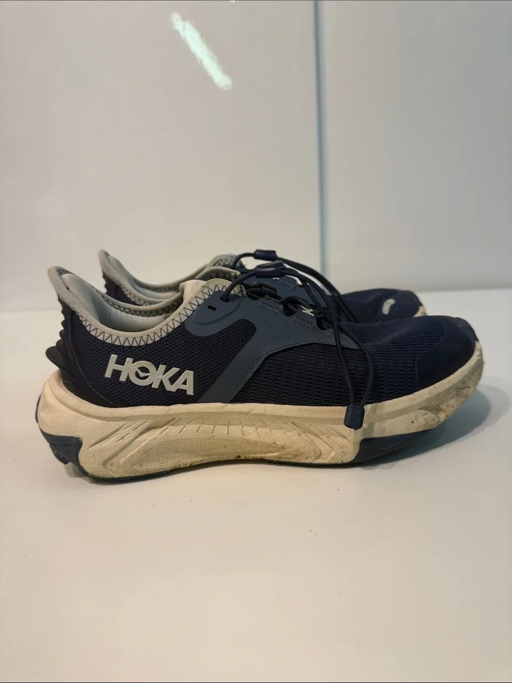 Used Hoka athletic shoes transport freedom 4.5 MD big kids